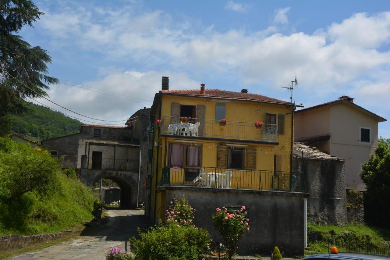 Agriturismo Ghirlanda Norma Rita Carrodano Inferiore Exterior photo